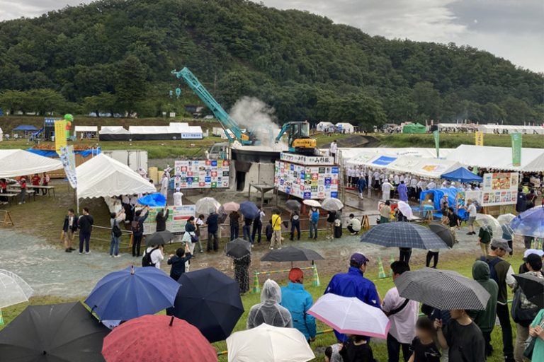 日本一の芋煮フェスティバル